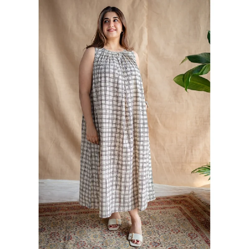 The Indian Ethnic Co. Off White Fakira Mul Dress