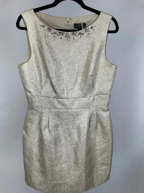 TAHARI GOLD DRESS SZ 10