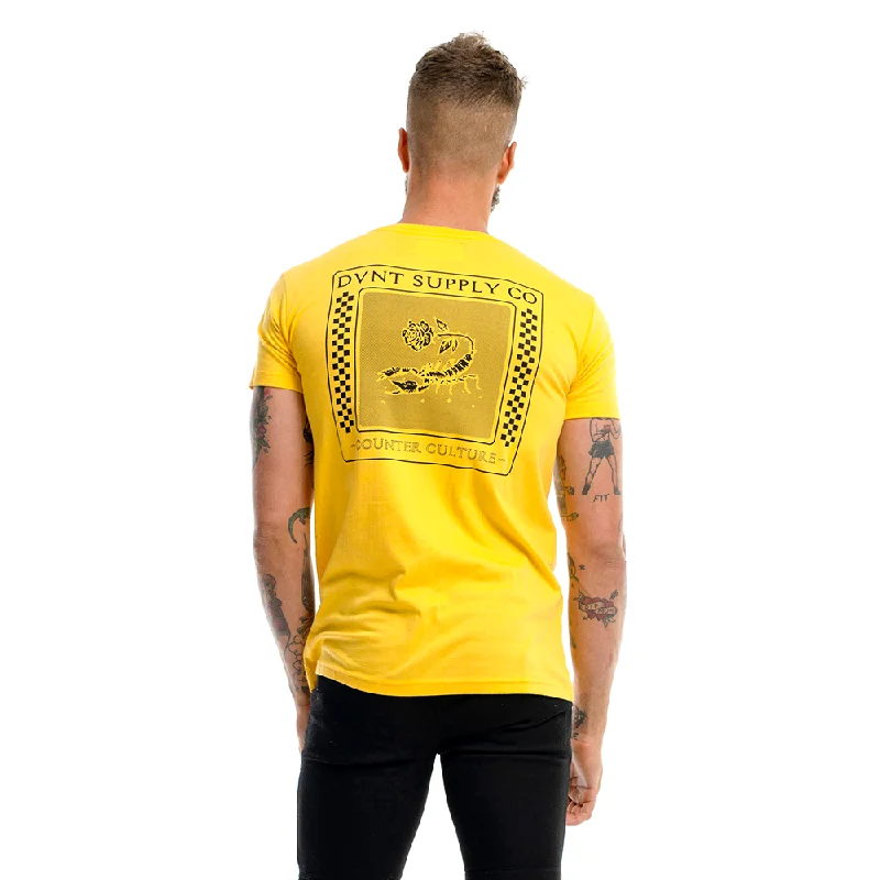 Unchained T-Shirt Chenille Blend Fleece Blend Nylon Blend